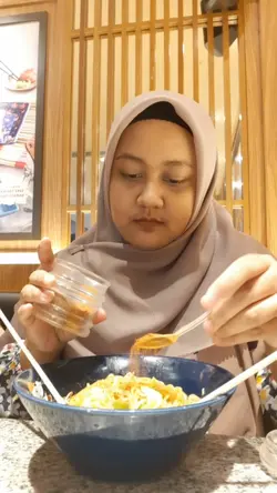 VIDEO MAKAN