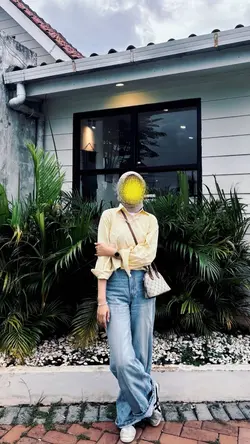 stiker nutupin muka 