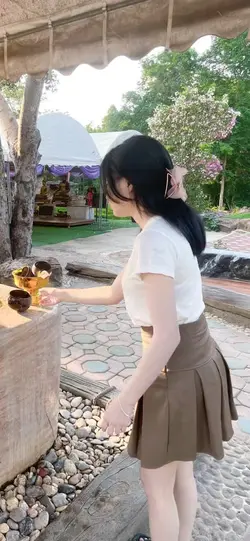 ขอเดินด้วยคน🥰💗
