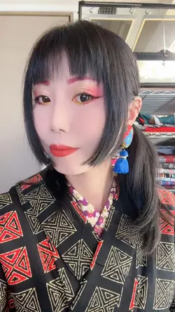 メイク動画に