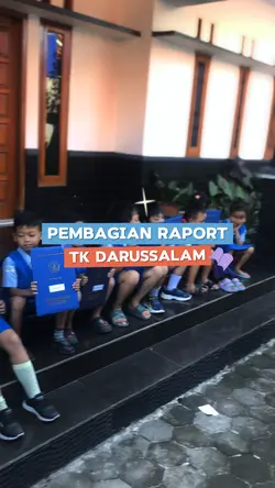 Pembagian raport hd 