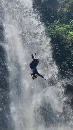 Slowmo air terjun