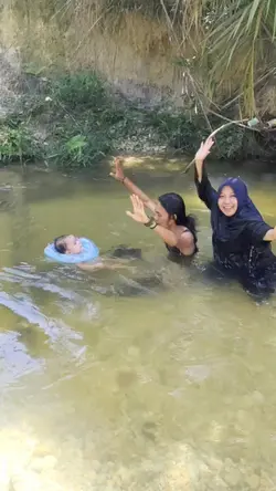 piknik sungai hijau 