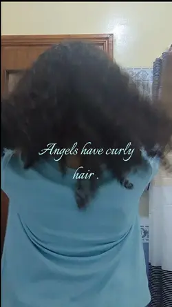 curly hair 4ever <33