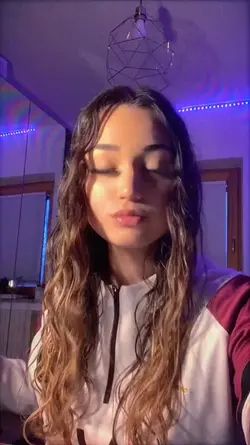 pretty girl.