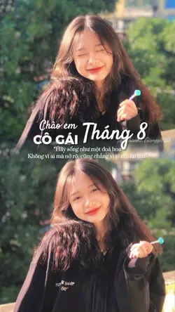 Chào cô gái tháng 8