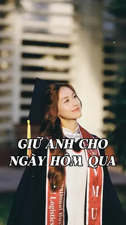 2 ảnh tốt nghiệp