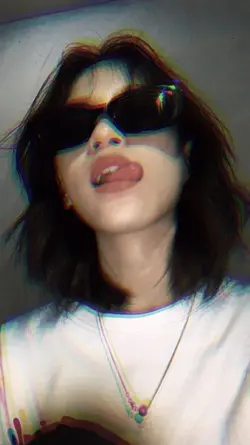 efek glitch
