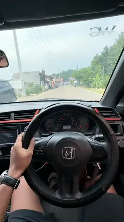 video dalam mobil