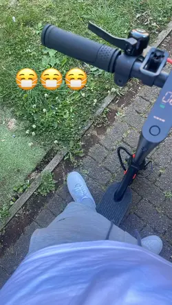 😷 