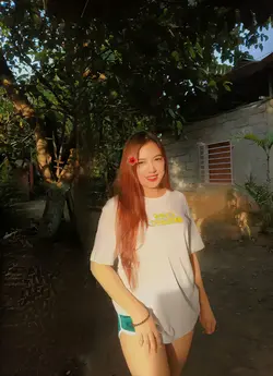 AI HUG ME