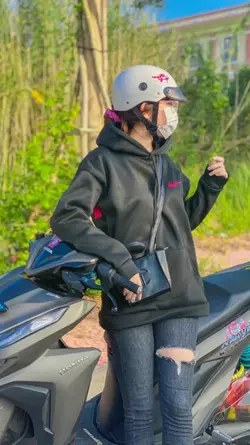Nổibuồnsautiếngcười