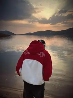 mujh jaisa naamile
