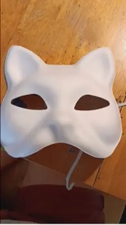 Make a mask w me!