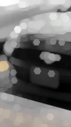 4 clips