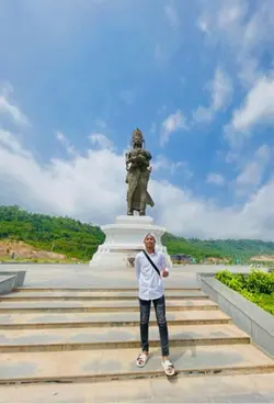 គិតច្រើន..🌝🍃