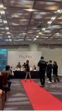 Catwalk slowmotion