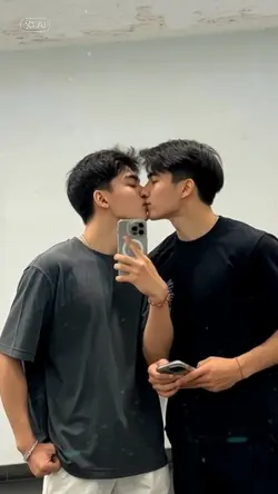 AI KISS FILTER 