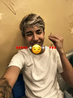 Senta olhando p mim 
