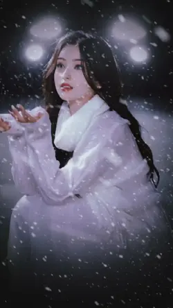 Snow falling one pic
