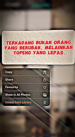 Topeng yang lepas