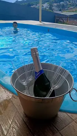 Brinde a amizade