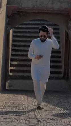 Desi desi 