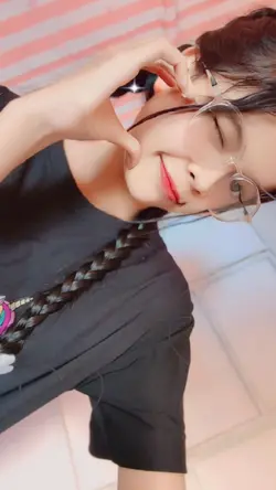សន្យាស្រឡាញ់អូនរហូត