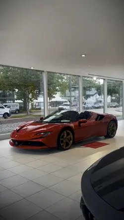 Ferrari😍