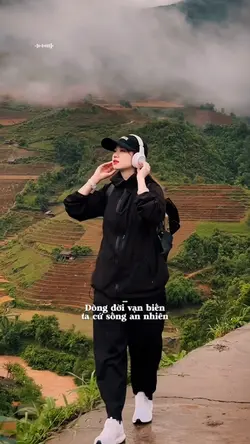 Dòng đời vạn biến