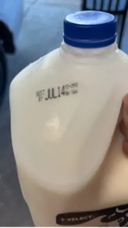 711 expired milk