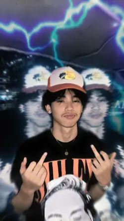 bayangan petir biru