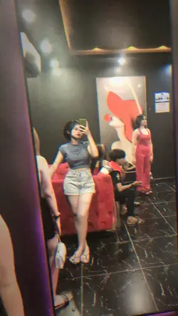 រកលុយខ្លួនឯងចាយខ្លួនឯង🖤