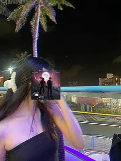 hide face