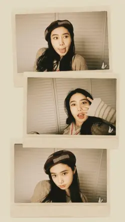  3 Picture Polaroid