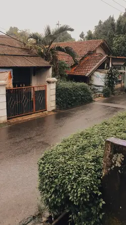 hujan di pagi hari