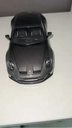  süß aber der 963💀