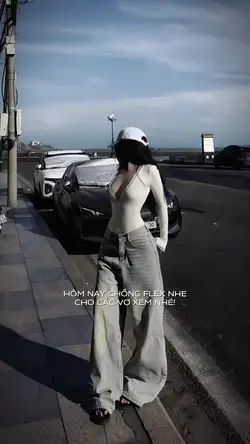 Hôm nay chồng flex