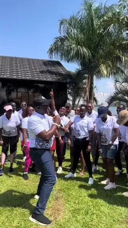 Corporate team build