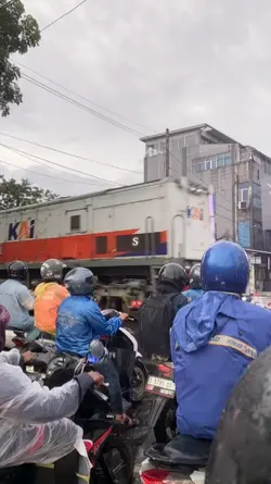 selayaknya anak muda
