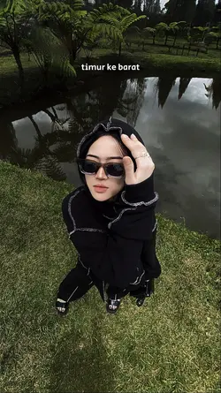 TIMUR KE BARAT