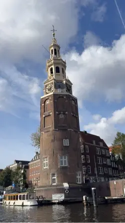Tours Montelbaanstor