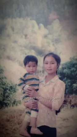 Nợ mẹ cả thanh xuân