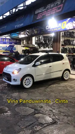 Bergetar hatiku saat