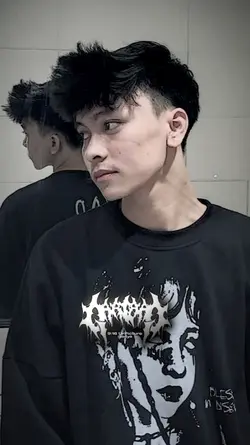 No Mirror Nya