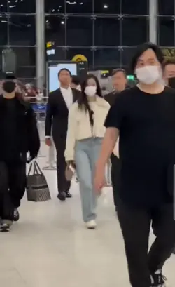 jisoo édit 