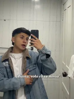 Solo es tu novia 