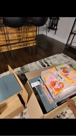 Unboxing 