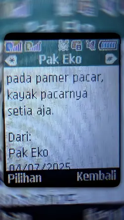 pada pamer pacar