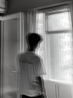 trend blur sad 